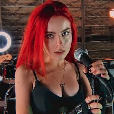 Andreea Munteanu, the “Red Bomb” from Iron Cross.