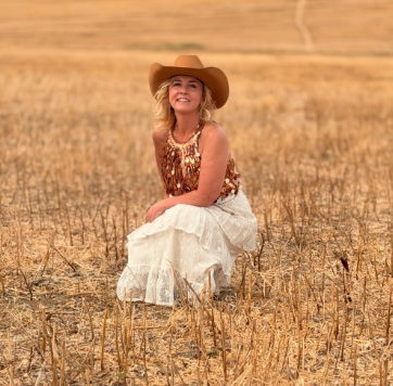 Rebecca Richards Interview: Stories From The Stable EP
